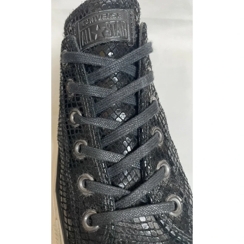 Converse All Star Chuck Taylor Sneakers Womens 9.5 Black Leather Low Top Classic
